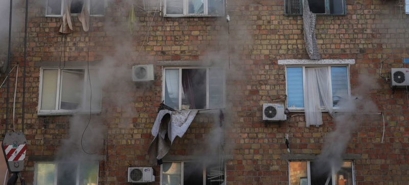 Украина: новая волна ударов оставила в разгар морозов без тепла и света сотни тысяч людей