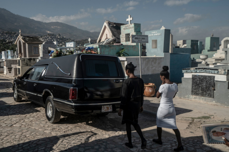 Thousands of people have died as a result of gang violence in Haiti's capital, Port-au-Prince.